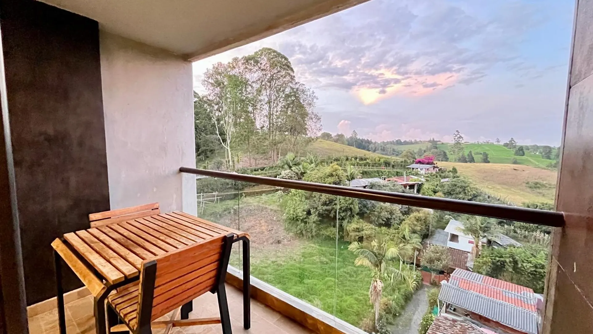 Hotel Rioverde - Cercania Al Aeropuerto Rionegro 4*,  Colombia