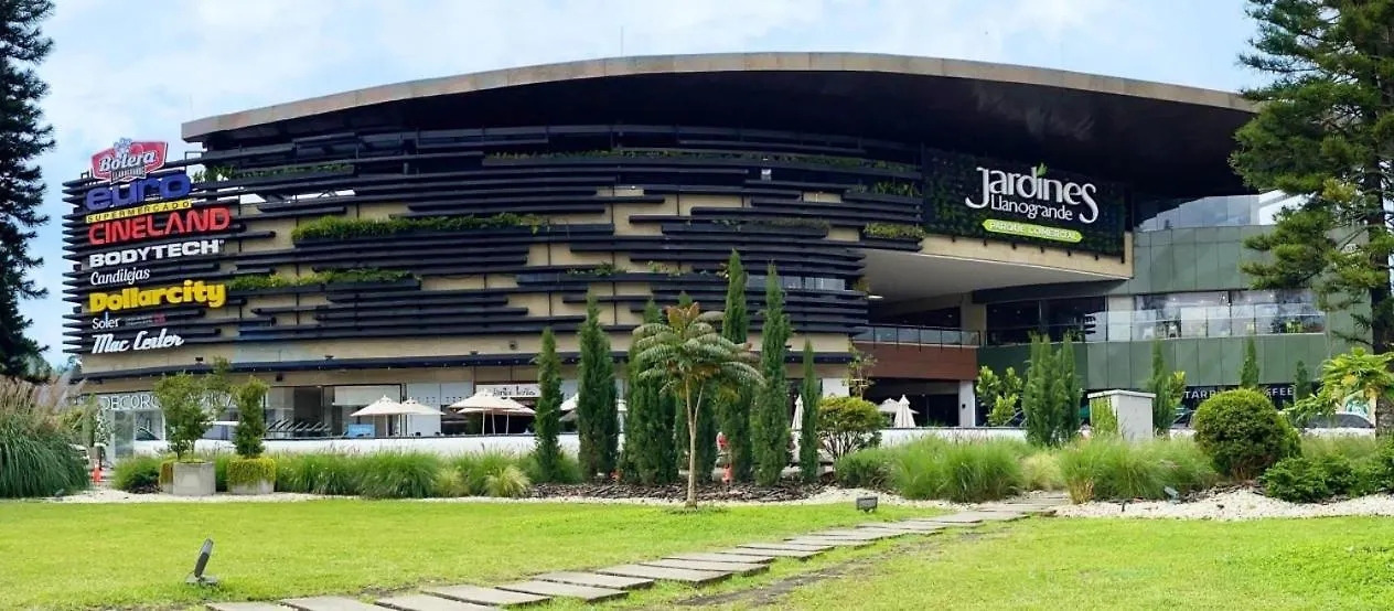 ****  Hotel Rioverde - Cercania Al Aeropuerto Rionegro Colombia